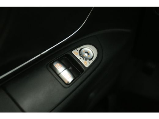 Mercedes-Benz Vito 114 CDI Lang | Aut. | Airco | Adaptive Cruise | Carplay | 3-Zits | Trekh. | Camera | Navi | 18"LMV ActivLease financial lease