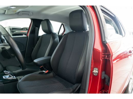 Opel Corsa 1.2 Turbo 100PK Elegance Automaat | Parkeersensoren | Camera | Dodehoek bewaking | Apple Carplay ... ActivLease financial lease