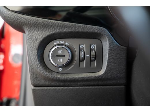 Opel Corsa 1.2 Turbo 100PK Elegance Automaat | Parkeersensoren | Camera | Dodehoek bewaking | Apple Carplay ... ActivLease financial lease