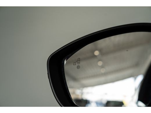 Opel Corsa 1.2 Turbo 100PK Elegance Automaat | Parkeersensoren | Camera | Dodehoek bewaking | Apple Carplay ... ActivLease financial lease