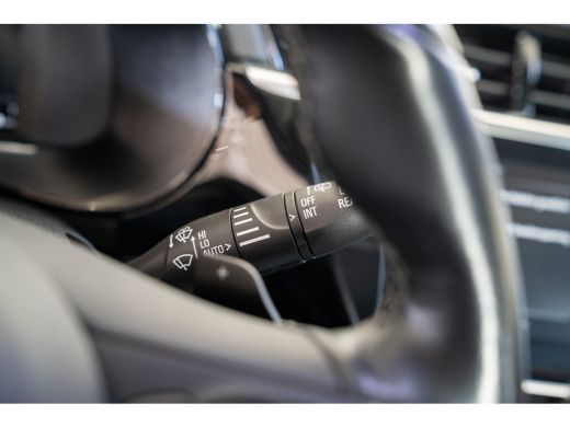 Opel Corsa 1.2 Turbo 100PK Elegance Automaat | Parkeersensoren | Camera | Dodehoek bewaking | Apple Carplay ... ActivLease financial lease