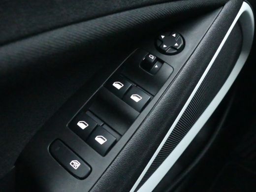 Opel Crossland X 1.2 Edition 2020 | CRUISE CONTROL | 16'' LMV | PRIVACY GLAS | ActivLease financial lease