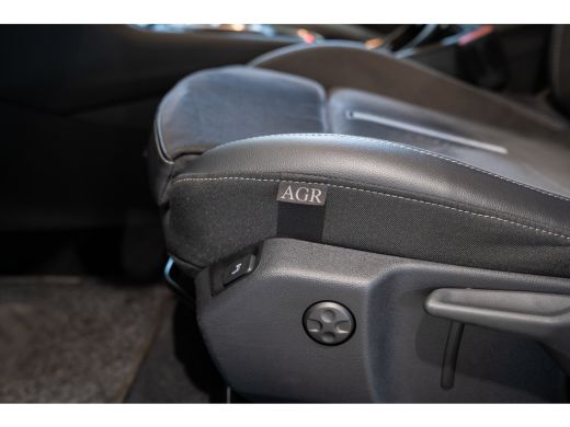 Opel Grandland 1.6 Turbo 300PK Plug-In Hybrid 4x4 GSe | Alcantara | El. Achterklep | Camera | Stoel & Stuurverwa... ActivLease financial lease