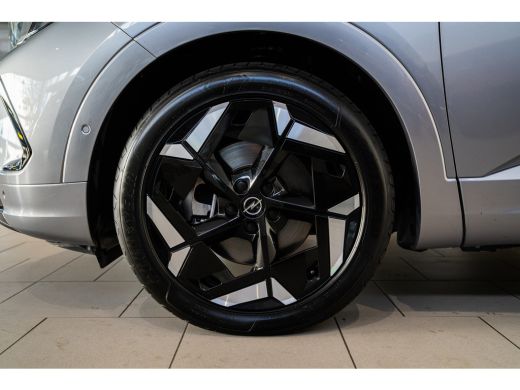 Opel Grandland 1.6 Turbo 300PK Plug-In Hybrid 4x4 GSe | Alcantara | El. Achterklep | Camera | Stoel & Stuurverwa... ActivLease financial lease