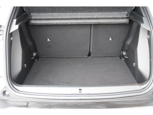 Peugeot 2008 1.2 PURETECH 130PK ALLURE PACK AUTOMAAT / NAVI / LEDER / CLIMA / LED / PDC / 17" LMV / CAMERA / W... ActivLease financial lease