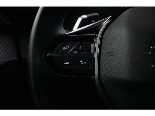 Peugeot 2008 1.2 PureTech Allure Pack Virtueel Dashboard | Carplay | Camera | Cruise | Climate | Leder/Stof | ... ActivLease financial lease