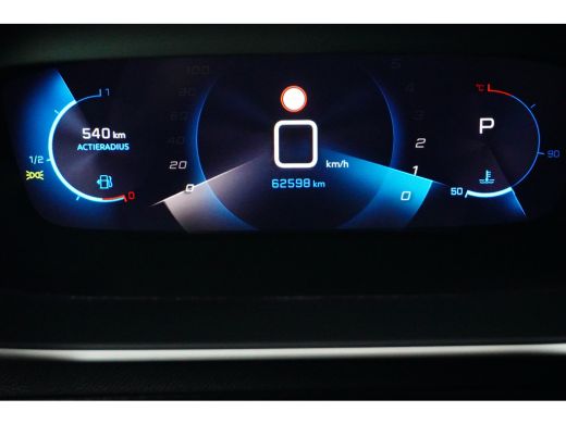Peugeot 2008 1.2 PureTech Allure Pack Virtueel Dashboard | Carplay | Camera | Cruise | Climate | Leder/Stof | ... ActivLease financial lease