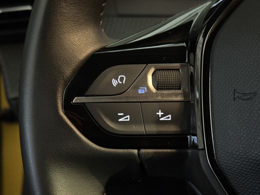 Peugeot 208 1.2 PureTech Style | Navigatie | Achteruitrijcamera | | Achterspoiler | Achteruitrijcamera | Airco ActivLease financial lease