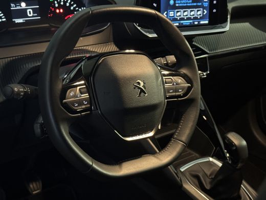 Peugeot 208 1.2 PureTech Style | Navigatie | Achteruitrijcamera | | Achterspoiler | Achteruitrijcamera | Airco ActivLease financial lease