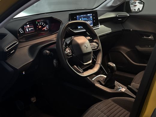 Peugeot 208 1.2 PureTech Style | Navigatie | Achteruitrijcamera | | Achterspoiler | Achteruitrijcamera | Airco ActivLease financial lease