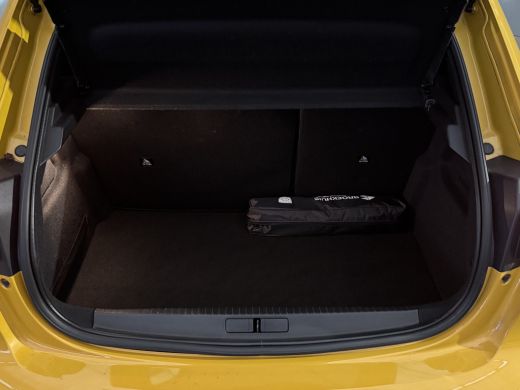 Peugeot 208 1.2 PureTech Style | Navigatie | Achteruitrijcamera | | Achterspoiler | Achteruitrijcamera | Airco ActivLease financial lease