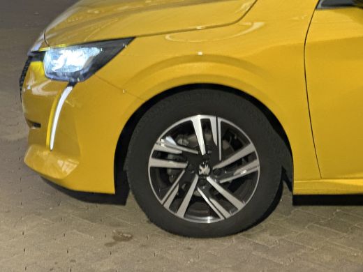 Peugeot 208 1.2 PureTech Style | Navigatie | Achteruitrijcamera | | Achterspoiler | Achteruitrijcamera | Airco ActivLease financial lease