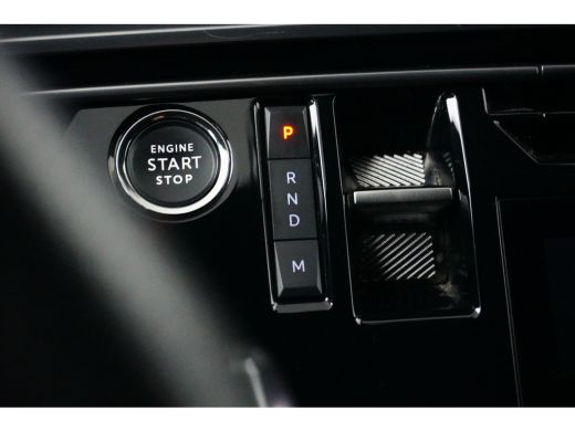 Peugeot 5008 1.2 Hybrid 136 GT Camera | Adaptieve Cruise | Stoel & Stuurverwarming | Climate | 19" Lichtmetaal... ActivLease financial lease