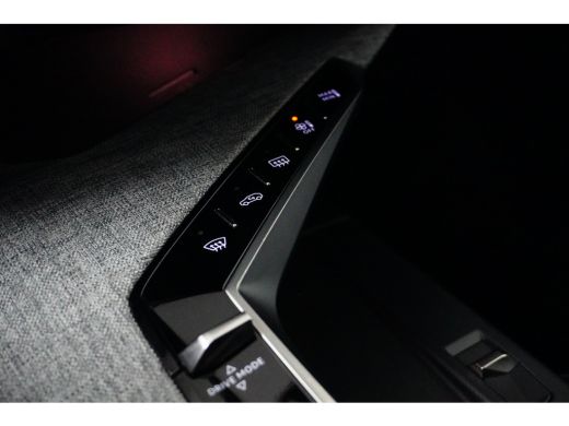 Peugeot 5008 1.2 Hybrid 136 GT Camera | Adaptieve Cruise | Stoel & Stuurverwarming | Climate | 19" Lichtmetaal... ActivLease financial lease