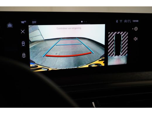 Peugeot 5008 1.2 Hybrid 136 GT Camera | Adaptieve Cruise | Stoel & Stuurverwarming | Climate | 19" Lichtmetaal... ActivLease financial lease