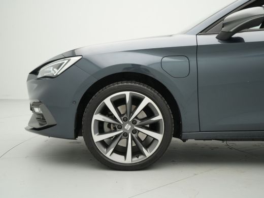 Seat Leon 1.4 TSI eHybrid PHEV 204pk FR Business Intense Panorama Navigatie Stoel/stuurverwarming Keyless A... ActivLease financial lease