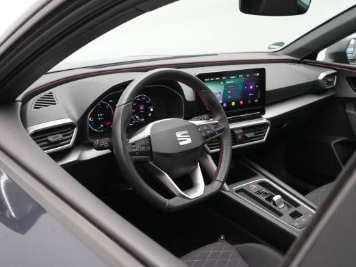 Seat Leon 1.4 TSI eHybrid PHEV 204pk FR Business Intense Panorama Navigatie Stoel/stuurverwarming Keyless A... ActivLease financial lease