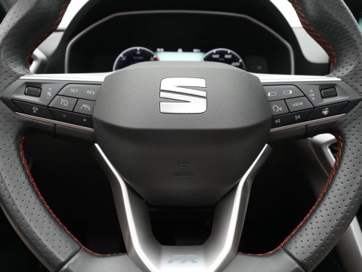 Seat Leon 1.4 TSI eHybrid PHEV 204pk FR Business Intense Panorama Navigatie Stoel/stuurverwarming Keyless A... ActivLease financial lease