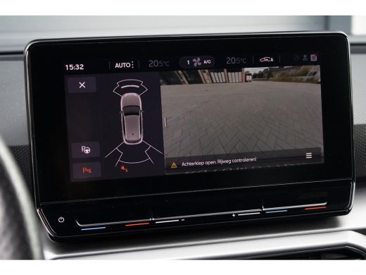 Seat Leon 1.4 TSI eHybrid PHEV FR Bus. Int. PANO MEMORY CAMERA ADAPTIEF ActivLease financial lease