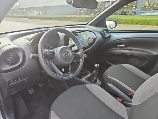 Toyota Aygo 1.0 VVT-i MT Play (Carplay - Adaptive cruise) ActivLease financial lease