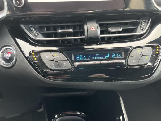 Toyota C-HR 2.0 Hybrid GR-Sport | Trekhaak | Navigatie | Stoelverwarming | 19 inch LM-velgen | ActivLease financial lease