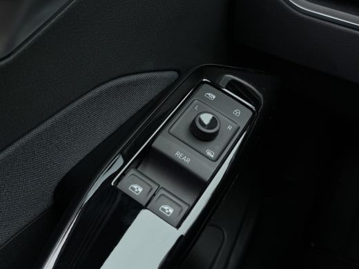 Volkswagen ID.3 PURE PERFORMANCE 45 kWh NAVI/APP-CONNECT/PDC ActivLease financial lease