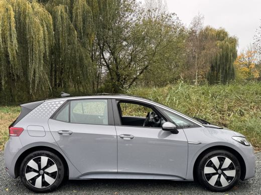Volkswagen ID.3 PURE PERFORMANCE 45 kWh NAVI/APP-CONNECT/PDC ActivLease financial lease