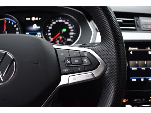 Volkswagen Passat Variant GTE 218PK DSG HYBRID GTE BUSINESS LEDER/CAMERA/IQ-LIGHT ActivLease financial lease