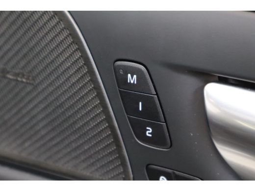 Volvo  V60 T6 350PK Ultra Dark 360&deg; | Trekhaak | Stoel&Stuur Verw. | 19'' | Panoramadak | Adap Cruise ActivLease financial lease