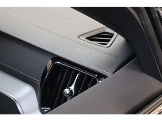 Volvo  V60 T6 350PK Ultra Dark 360&deg; | Trekhaak | Stoel&Stuur Verw. | 19'' | Panoramadak | Adap Cruise ActivLease financial lease