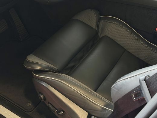 Volvo  XC60 2.0 T6 350 PK PHEV AWD PLUS DARK + LONG RANGE PANO HARMAN-KARDON 360CAM ELEK.KLEP STUUR/STOEL VER... ActivLease financial lease