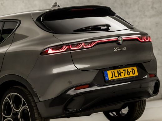 Alfa Romeo Tonale 1.5T Hybrid Sprint Automaat (VIRTUAL COCKPIT, APPLE CARPLAY, GROOT NAVI, STOELVERWARMING/KOELING,... ActivLease financial lease