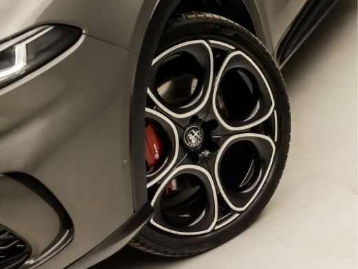 Alfa Romeo Tonale 1.5T Hybrid Sprint Automaat (VIRTUAL COCKPIT, APPLE CARPLAY, GROOT NAVI, STOELVERWARMING/KOELING,... ActivLease financial lease