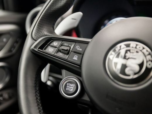 Alfa Romeo Tonale 1.5T Hybrid Sprint Automaat (VIRTUAL COCKPIT, APPLE CARPLAY, GROOT NAVI, STOELVERWARMING/KOELING,... ActivLease financial lease