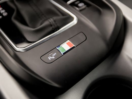 Alfa Romeo Tonale 1.5T Hybrid Sprint Automaat (VIRTUAL COCKPIT, APPLE CARPLAY, GROOT NAVI, STOELVERWARMING/KOELING,... ActivLease financial lease