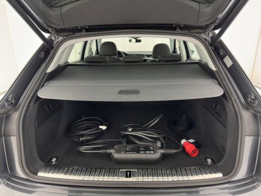 Audi e-tron 50 Quattro *ELECTRO-MOTOR AUDIBLE* Launch edition 71 kWh [ 3-Fase ] {SOH-100%} (INCL-BTW) Aut. *F... ActivLease financial lease