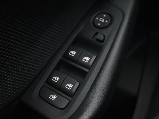 BMW 1 Serie 118i Executive | Sport Line | Carplay | Sportstoelen | Full LED | Live Cockpit | Navigatie | Clim... ActivLease financial lease