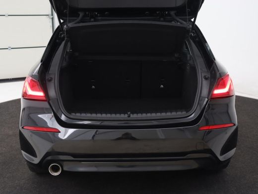 BMW 1 Serie 118i Executive | Sport Line | Carplay | Sportstoelen | Full LED | Live Cockpit | Navigatie | Clim... ActivLease financial lease