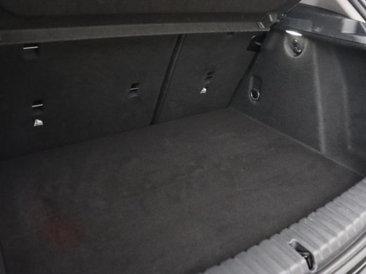 BMW 1 Serie 118i Executive | Sport Line | Carplay | Sportstoelen | Full LED | Live Cockpit | Navigatie | Clim... ActivLease financial lease