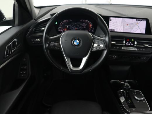 BMW 1 Serie 118i Executive | Sport Line | Carplay | Sportstoelen | Full LED | Live Cockpit | Navigatie | Clim... ActivLease financial lease