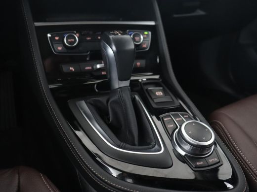 BMW 2 Serie Active Tourer 225xe iPerformance Luxury Line | Panoramadak | Leder  | Head-Up | Camera | Keyless ... ActivLease financial lease