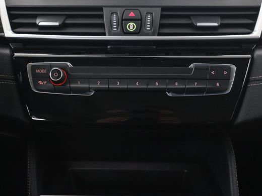 BMW 2 Serie Active Tourer 225xe iPerformance Luxury Line | Panoramadak | Leder  | Head-Up | Camera | Keyless ... ActivLease financial lease