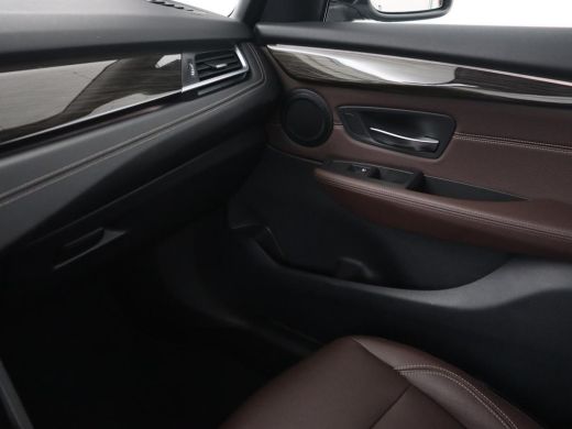 BMW 2 Serie Active Tourer 225xe iPerformance Luxury Line | Panoramadak | Leder  | Head-Up | Camera | Keyless ... ActivLease financial lease