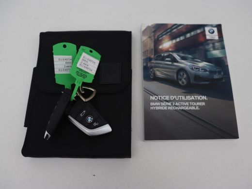 BMW 2 Serie Active Tourer 225xe iPerformance Luxury Line | Panoramadak | Leder  | Head-Up | Camera | Keyless ... ActivLease financial lease