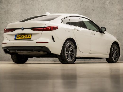 BMW 2 Serie Gran Coup&eacute; 218i Sport Automaat (APPLE CARPLAY, M STUUR, GROOT NAVI, LEDER, GETINT GLAS, SFEERVERL... ActivLease financial lease