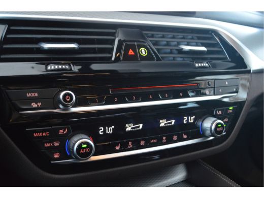 BMW 5 Serie 520i High Executive M Sport Automaat / M Sportonderstel / Adaptieve LED / Parking Assistant Plus ... ActivLease financial lease