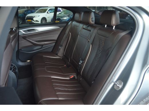 BMW 5 Serie 520i High Executive M Sport Automaat / M Sportonderstel / Adaptieve LED / Parking Assistant Plus ... ActivLease financial lease