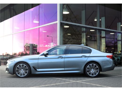 BMW 5 Serie 520i High Executive M Sport Automaat / M Sportonderstel / Adaptieve LED / Parking Assistant Plus ... ActivLease financial lease