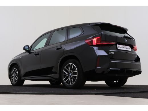 BMW iX1 xDrive30 M Sport / Sportstoelen / Achteruitrijcamera / M Adaptief onderstel / Harman-Kardon / Sto... ActivLease financial lease