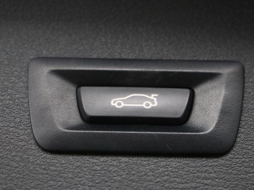 BMW X1 Xdrive25e Edrive Edition | Panoramadak | Stoelverwarming | Full LED | Navigatie | Climate control... ActivLease financial lease